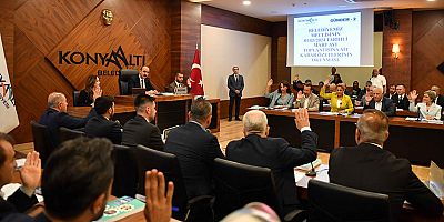 Cem Kotan başkanlığındaki ilk Meclis toplandı